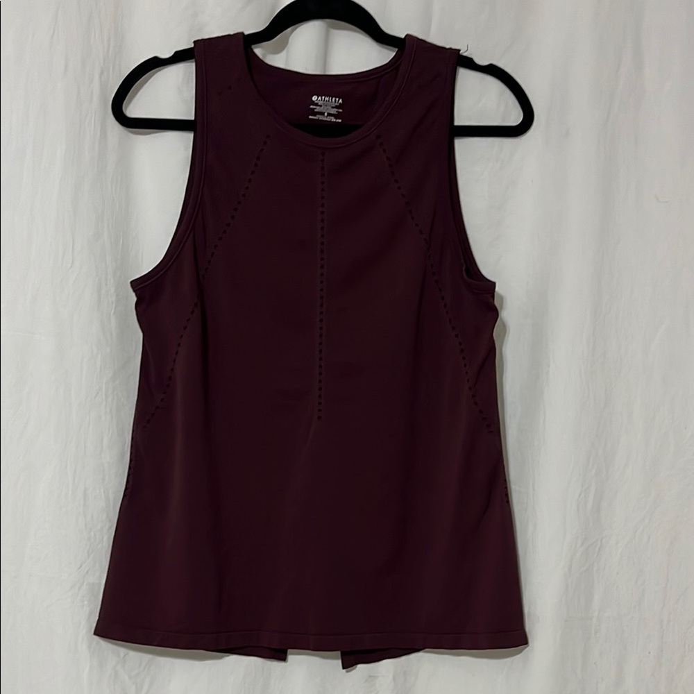 Athlete Women S Burgundy Sleeveless Tank Top